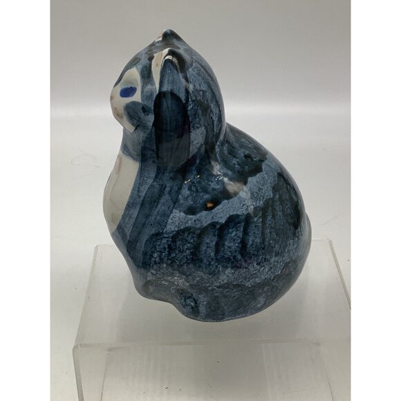 Handmade M A Hadley Blue & White Pottery Cat Figurine With Glossy Finish - Picture 2 of 7